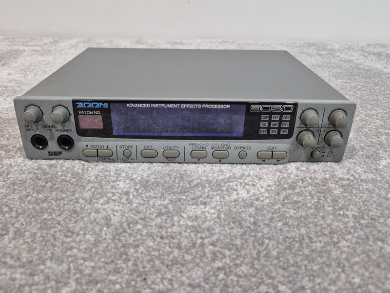 Zoom 9030 - Advanced Instrument Multi Effects Processor (Spares or Repairs) - image 1