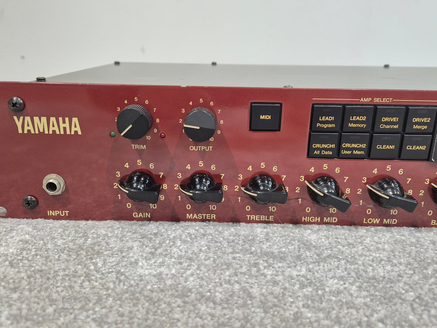 Yamaha DG-1000 - Guitar Preamp and Amp Modeller