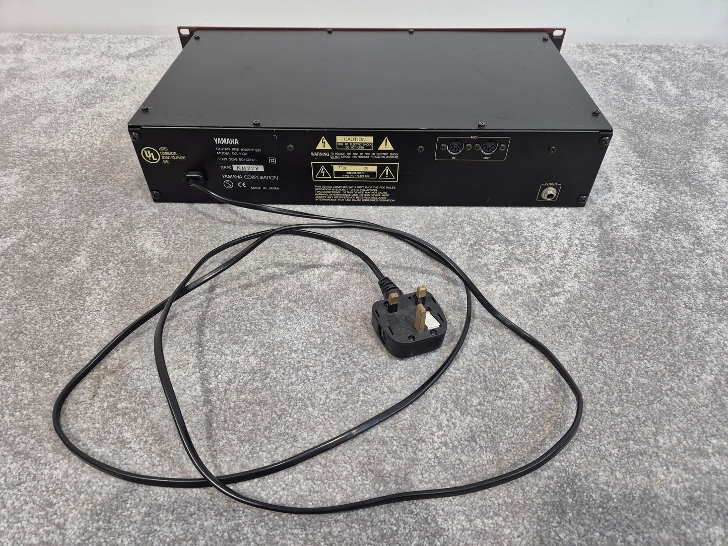 Yamaha DG-1000 - Guitar Preamp and Amp Modeller