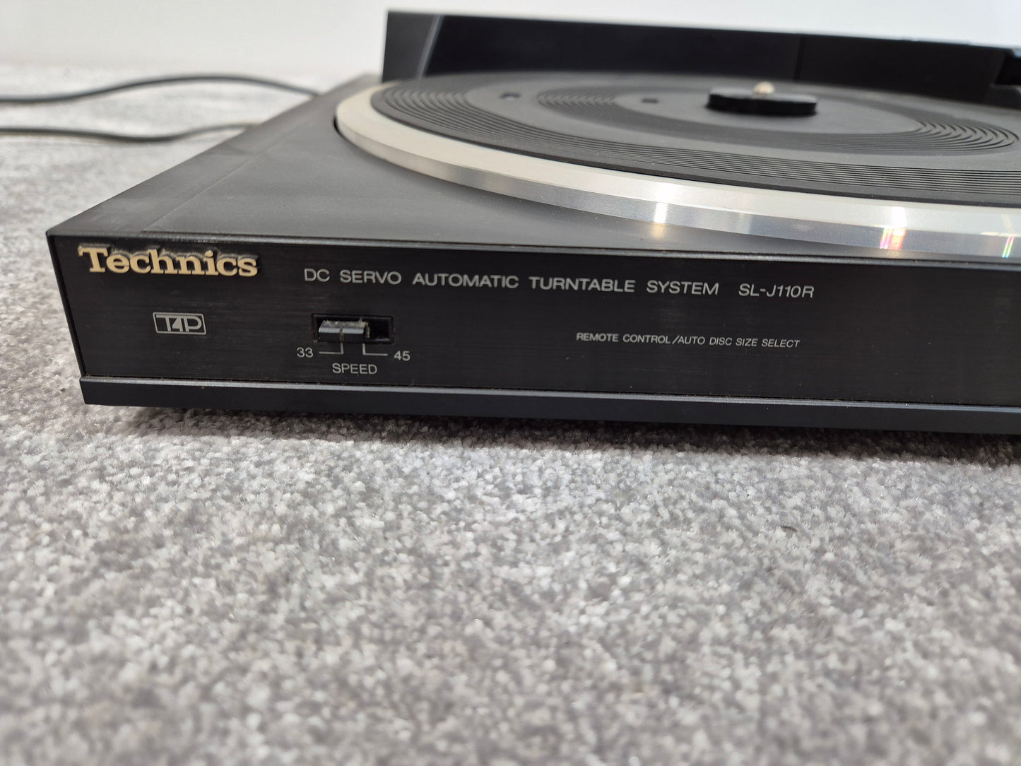 Technics SL-J110R - DC Servo Full-Auto Belt Drive Turntable (Read Description)