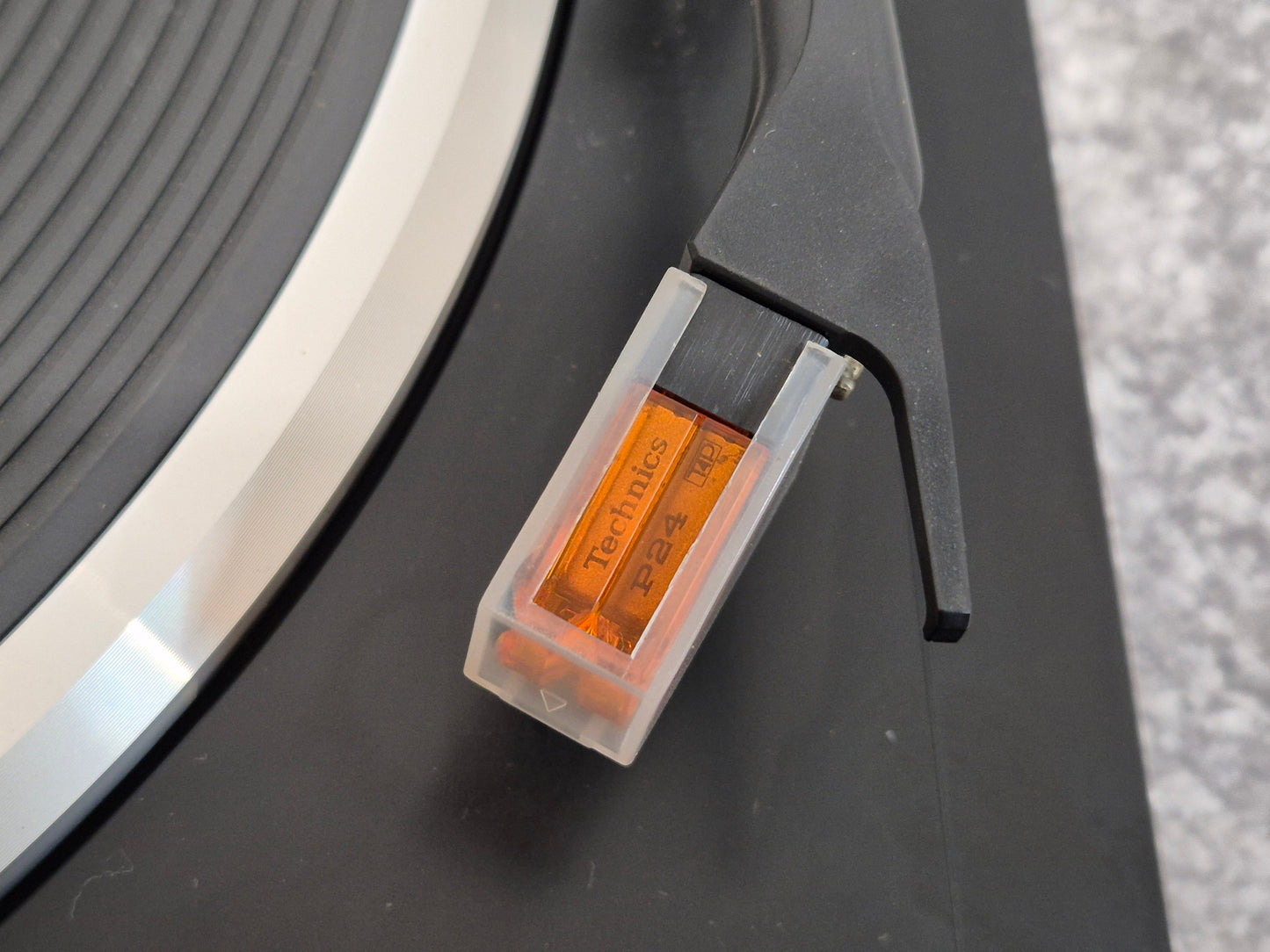 Technics SL-J110R - DC Servo Full-Auto Belt Drive Turntable (Read Description)