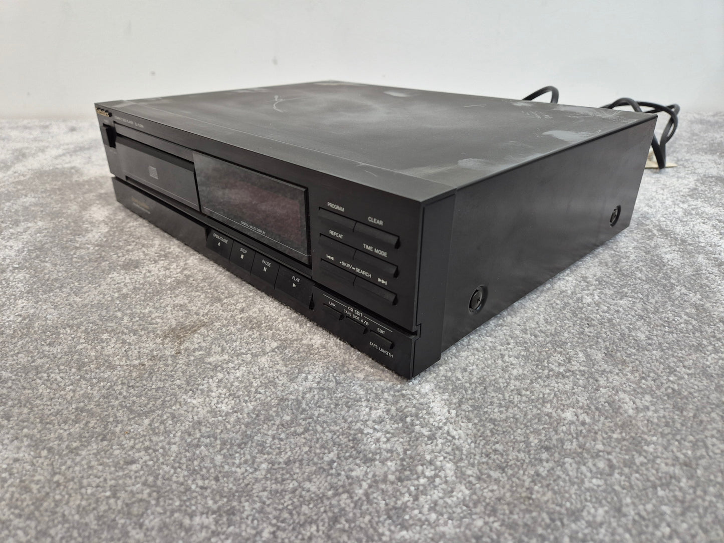 Technics SL-PJ26A CD Player - Compact Audio CD Player - Black