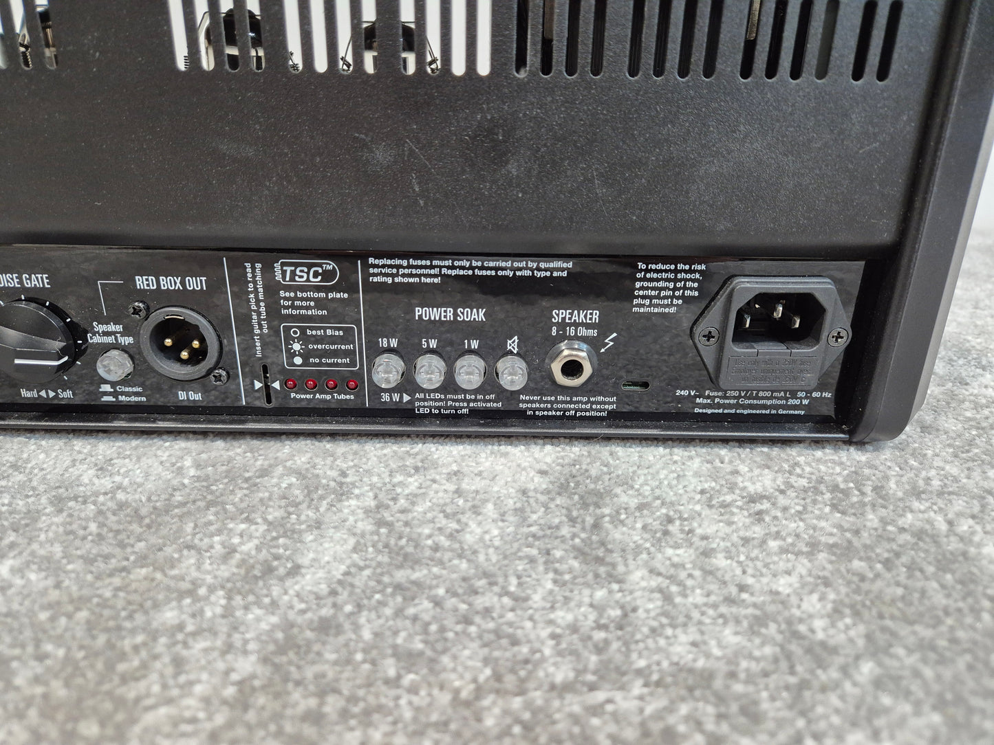 Hughes & Kettner GrandMeister 36 Guitar Amp w/ FSM432 MK III Footswitch and 2x TM112 Speaker Cabs