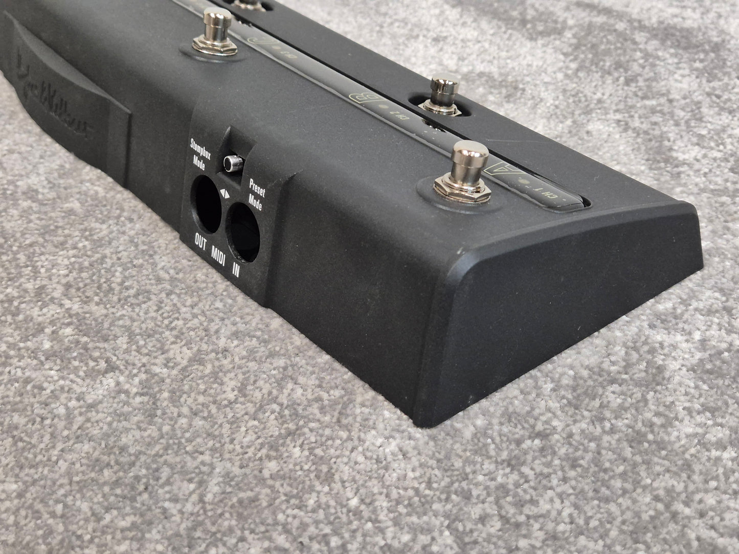 Hughes & Kettner GrandMeister 36 Guitar Amp w/ FSM432 MK III Footswitch and 2x TM112 Speaker Cabs