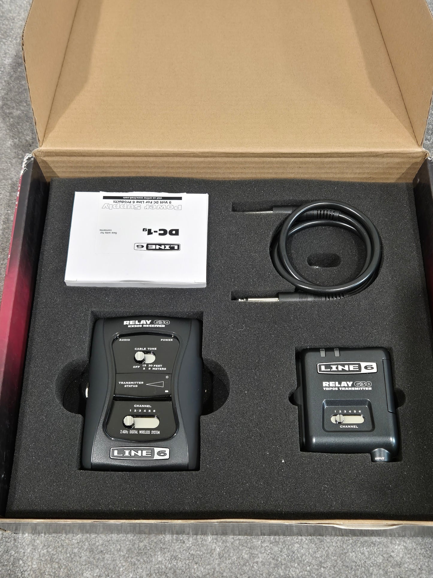 Line 6 Relay G30 - Digital Wireless Guitar System w/ Original Box