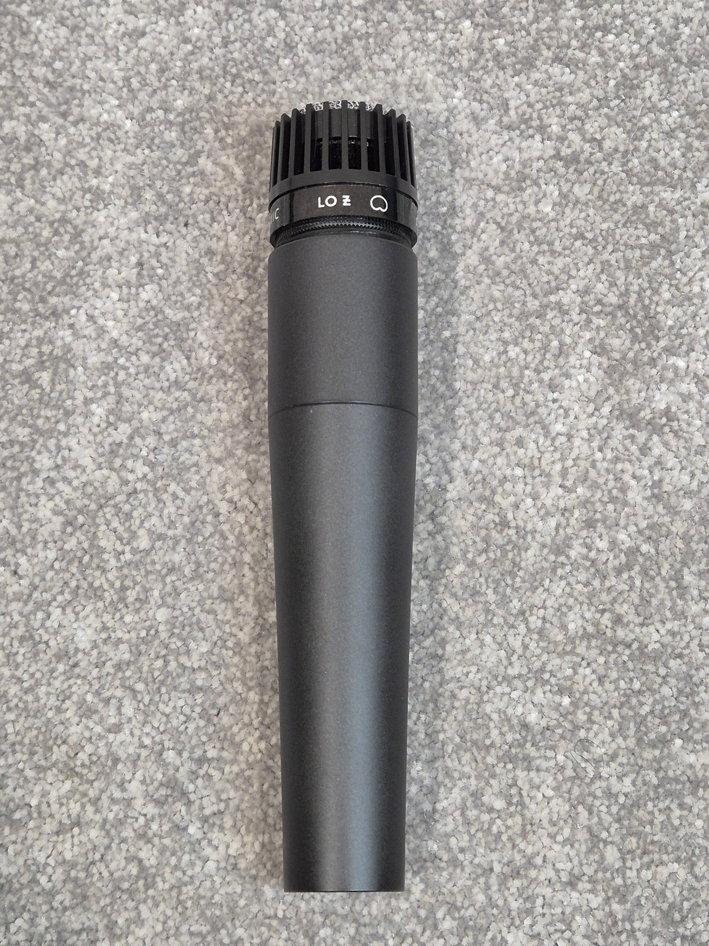 Shure SM57 - Low-Impedance Cardioid Dynamic Microphone w/ Case