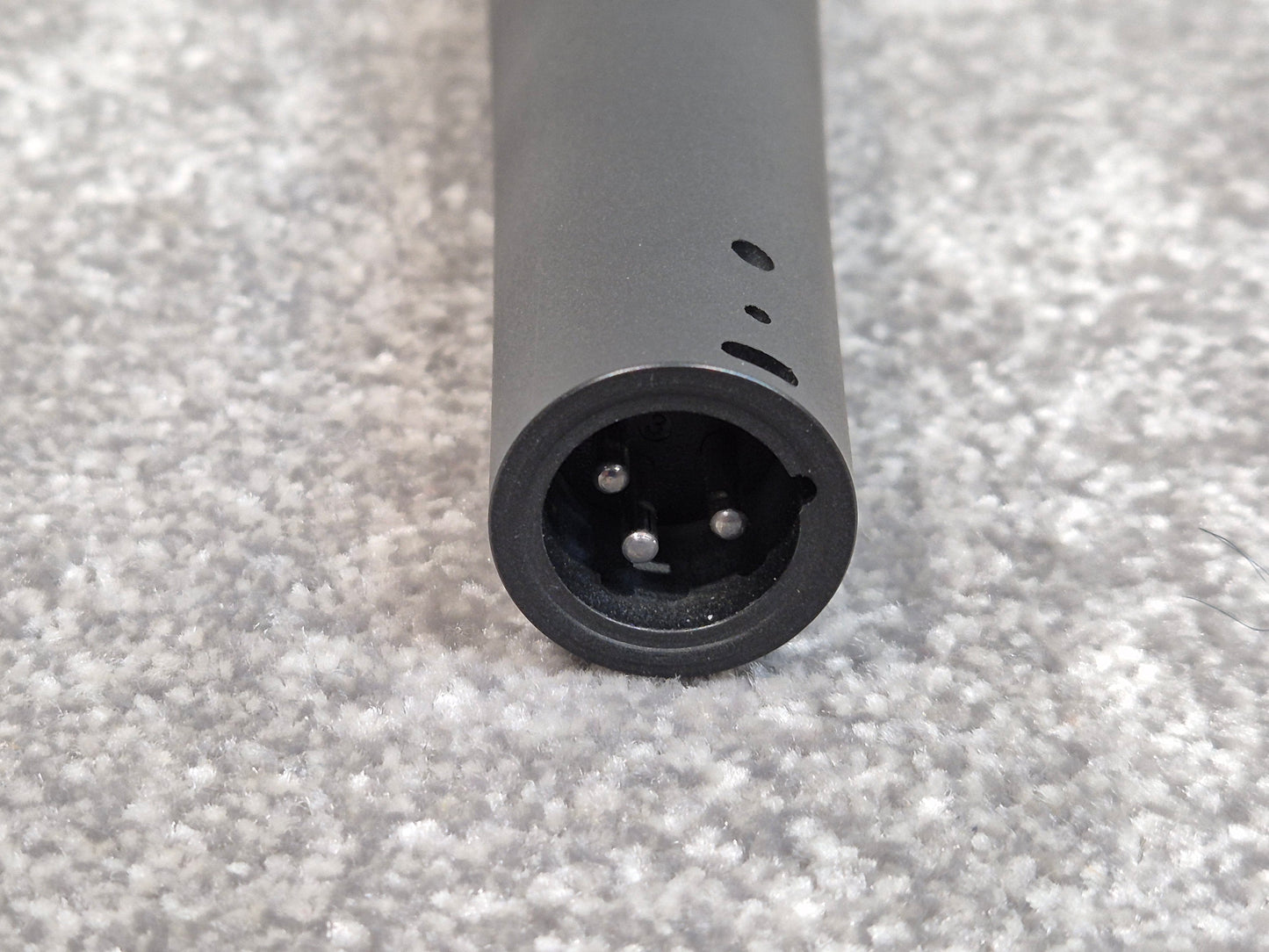 Shure SM57 - Low-Impedance Cardioid Dynamic Microphone w/ Case
