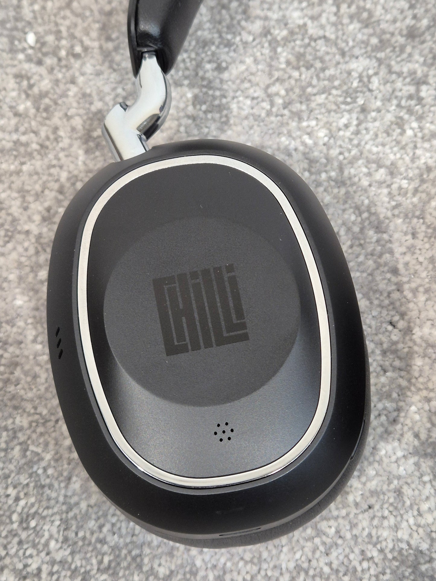 Chillitech M32 - Hybrid Active Noise Cancelling Wireless Headphones w/ Case