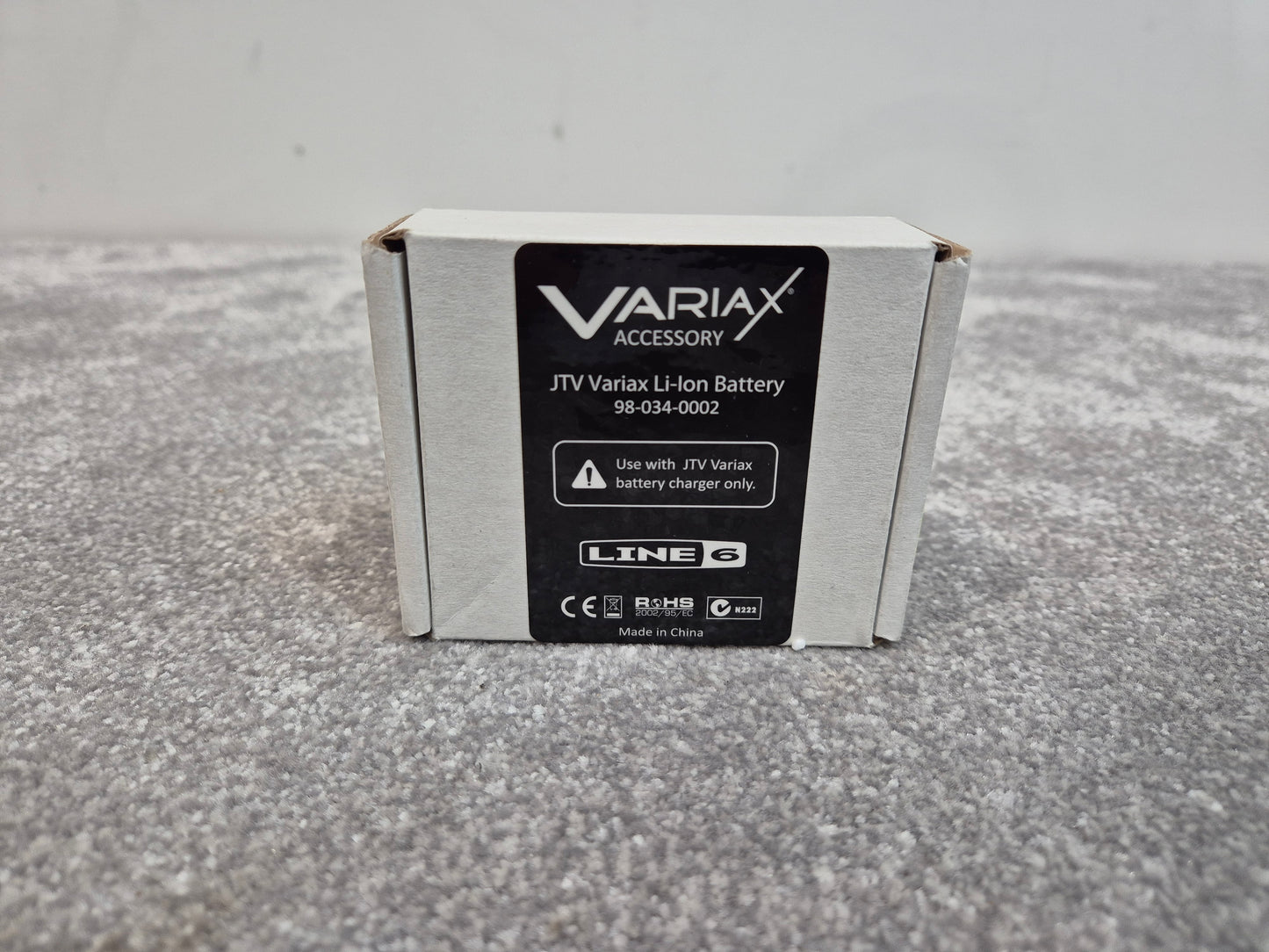 Line 6 JTV Battery- Li-Ion Battery for JTV/Variax Standard/Shuriken Guitars