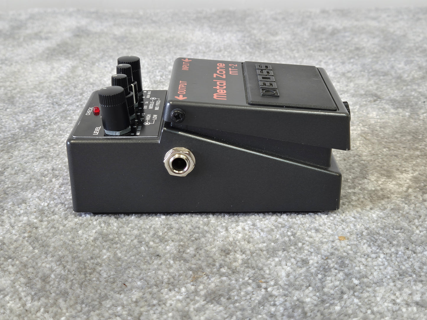 Boss MT-2 Metal Zone - Heavy Metal/Rock Distortion Pedal w/Power Cable