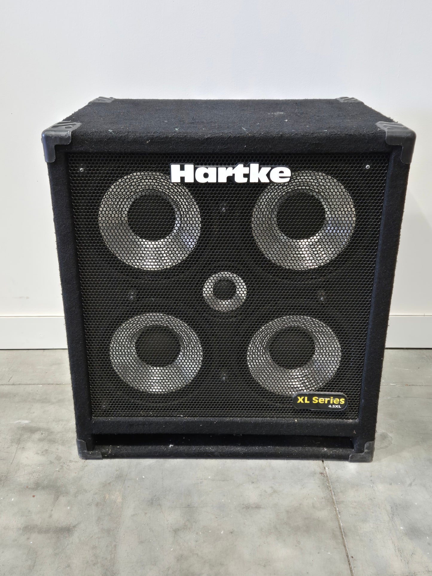 Hartke 4.5 XL - 4x10, 400-watts Bass Cabinet