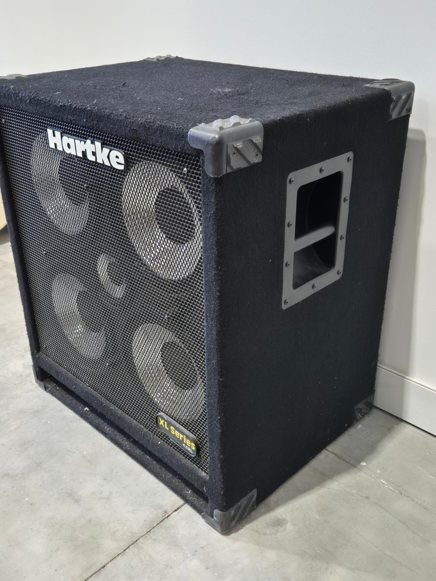 Hartke 4.5 XL - 4x10, 400-watts Bass Cabinet