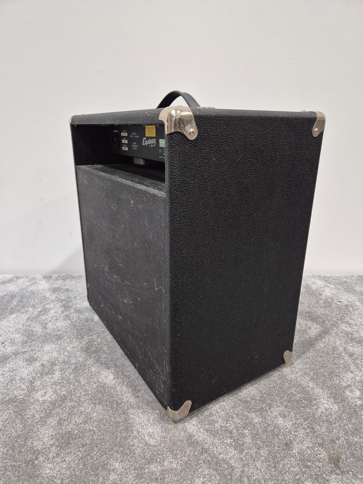 Cruiser CR-50B - 50-watts RMS Bass Amplifier