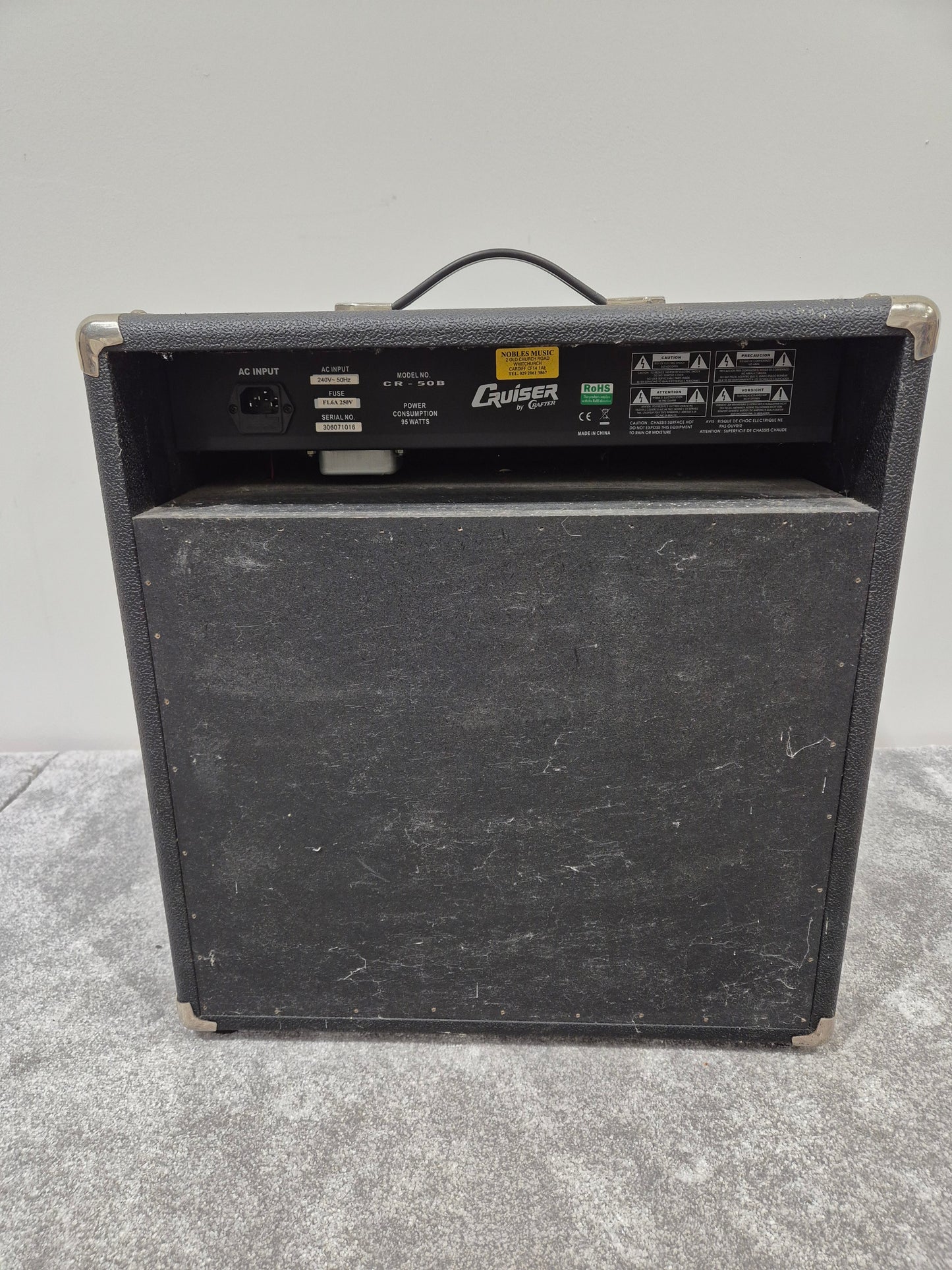 Cruiser CR-50B - 50-watts RMS Bass Amplifier