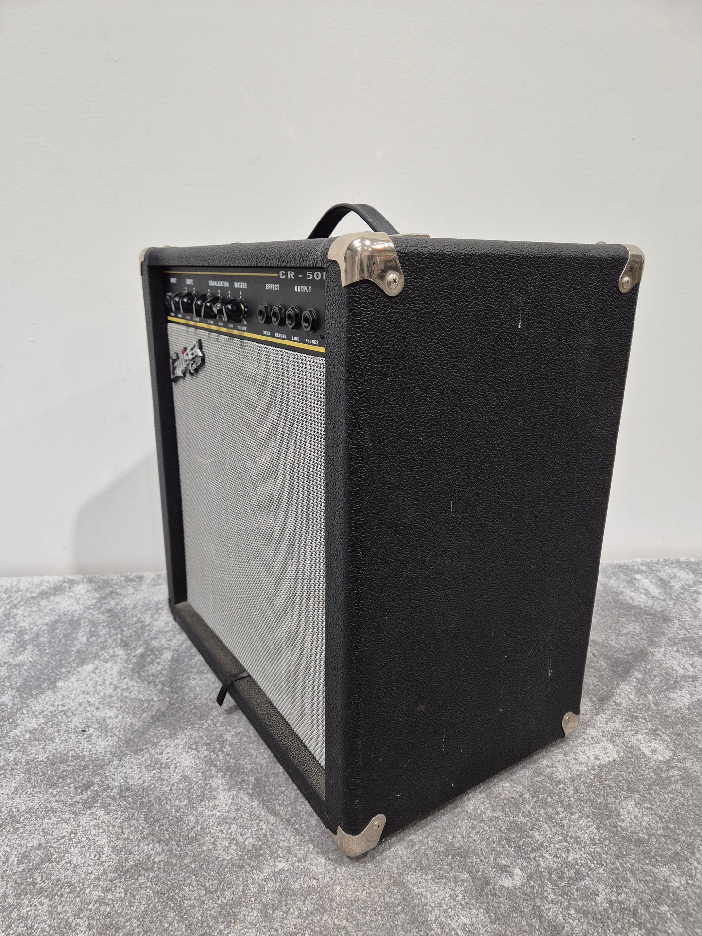 Cruiser CR-50B - 50-watts RMS Bass Amplifier