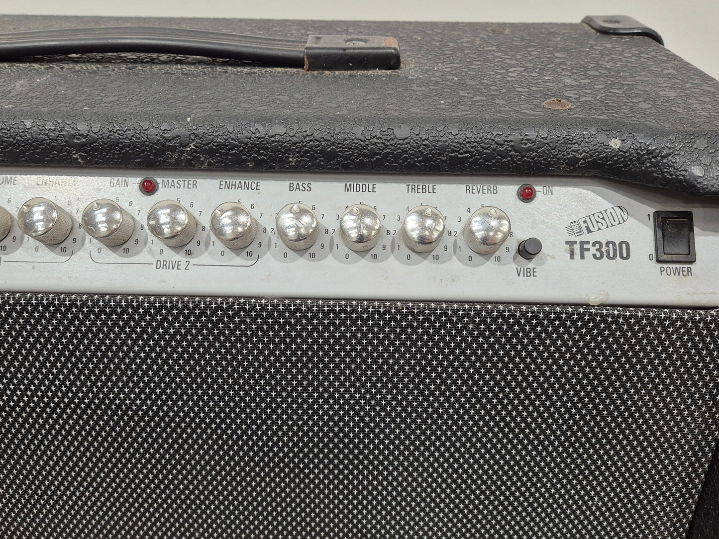 Laney Fusion Tf300 Amplifier - 120 Watts, Digital Modeling - Good