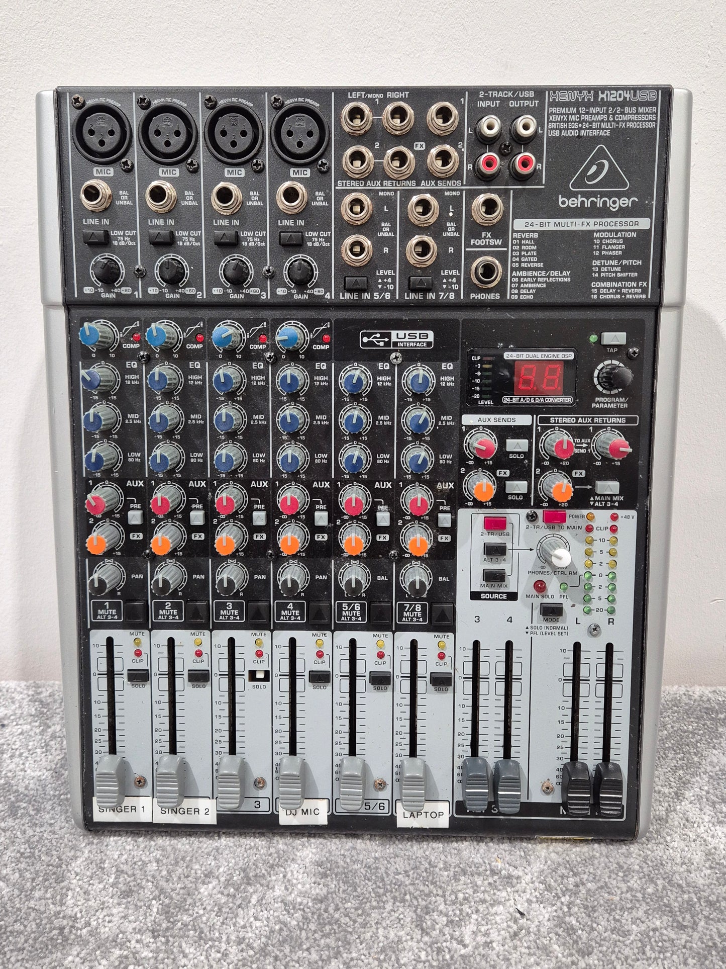 Behringer Xenyx 1204USB Mixer - Premium 12-input 2/2-Bus Mixer RRP £139