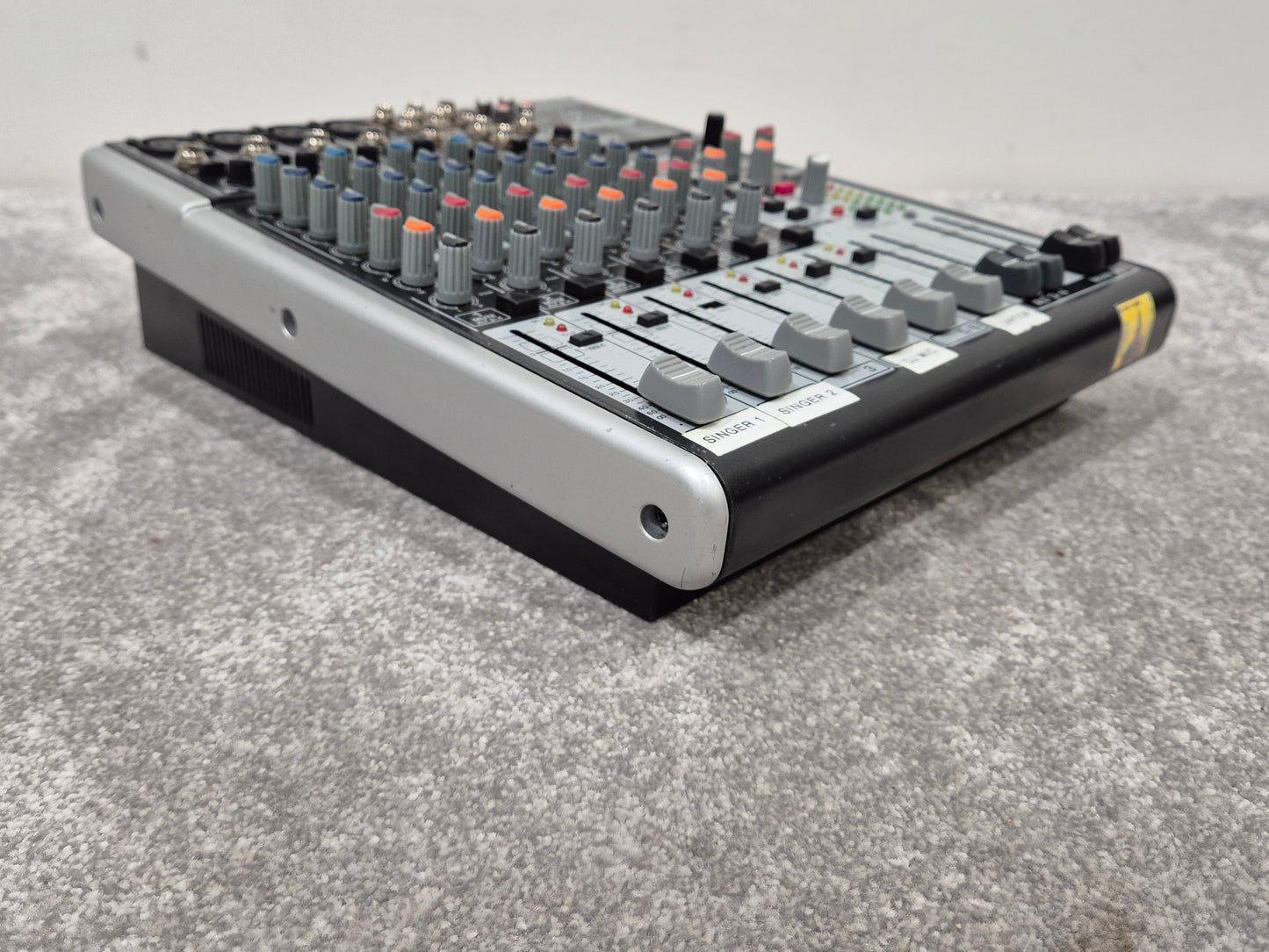 Behringer Xenyx 1204USB Mixer - Premium 12-input 2/2-Bus Mixer RRP £139