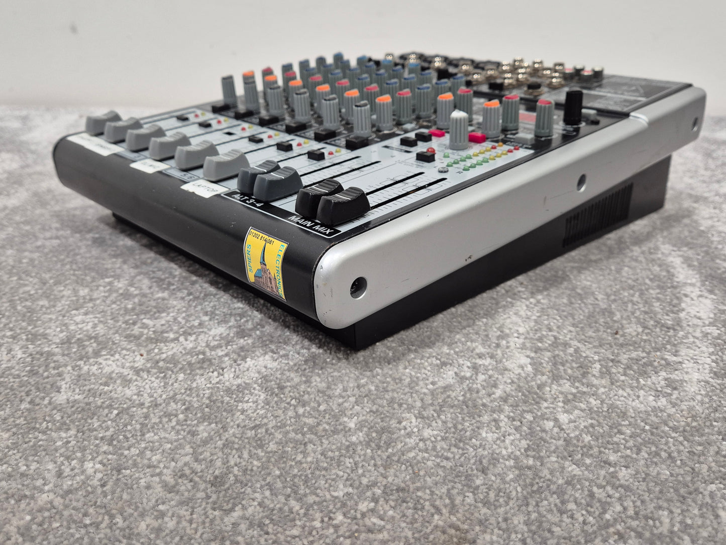 Behringer Xenyx 1204USB Mixer - Premium 12-input 2/2-Bus Mixer RRP £139