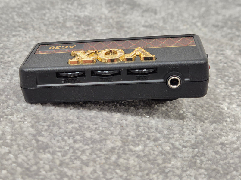 Vox amPlug2 AC30 - Compact Guitar Headphone Amplifier - image 3