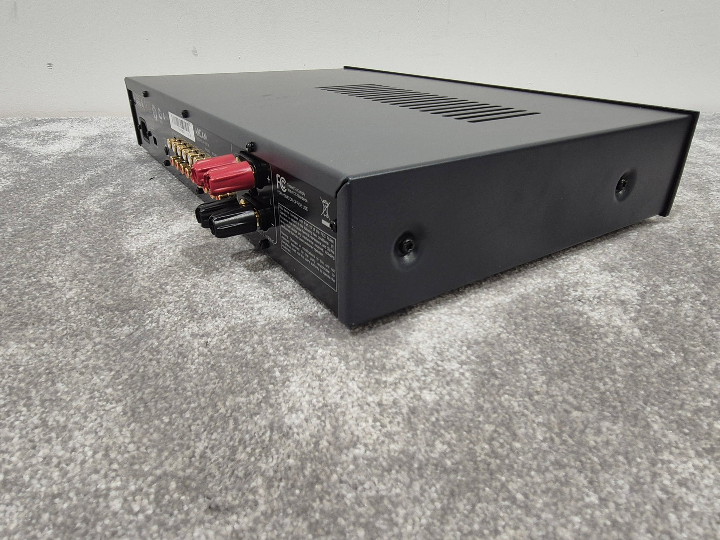 Arcam FMJ A19 - Integrated Amplifier w/ Original Box