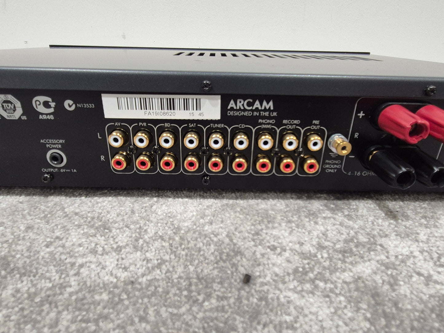 Arcam FMJ A19 - Integrated Amplifier w/ Original Box
