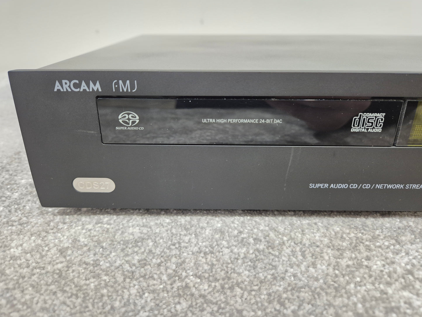 Arcam FMJ CDS27 - High Quality CD/SACD Player w/ Original Box