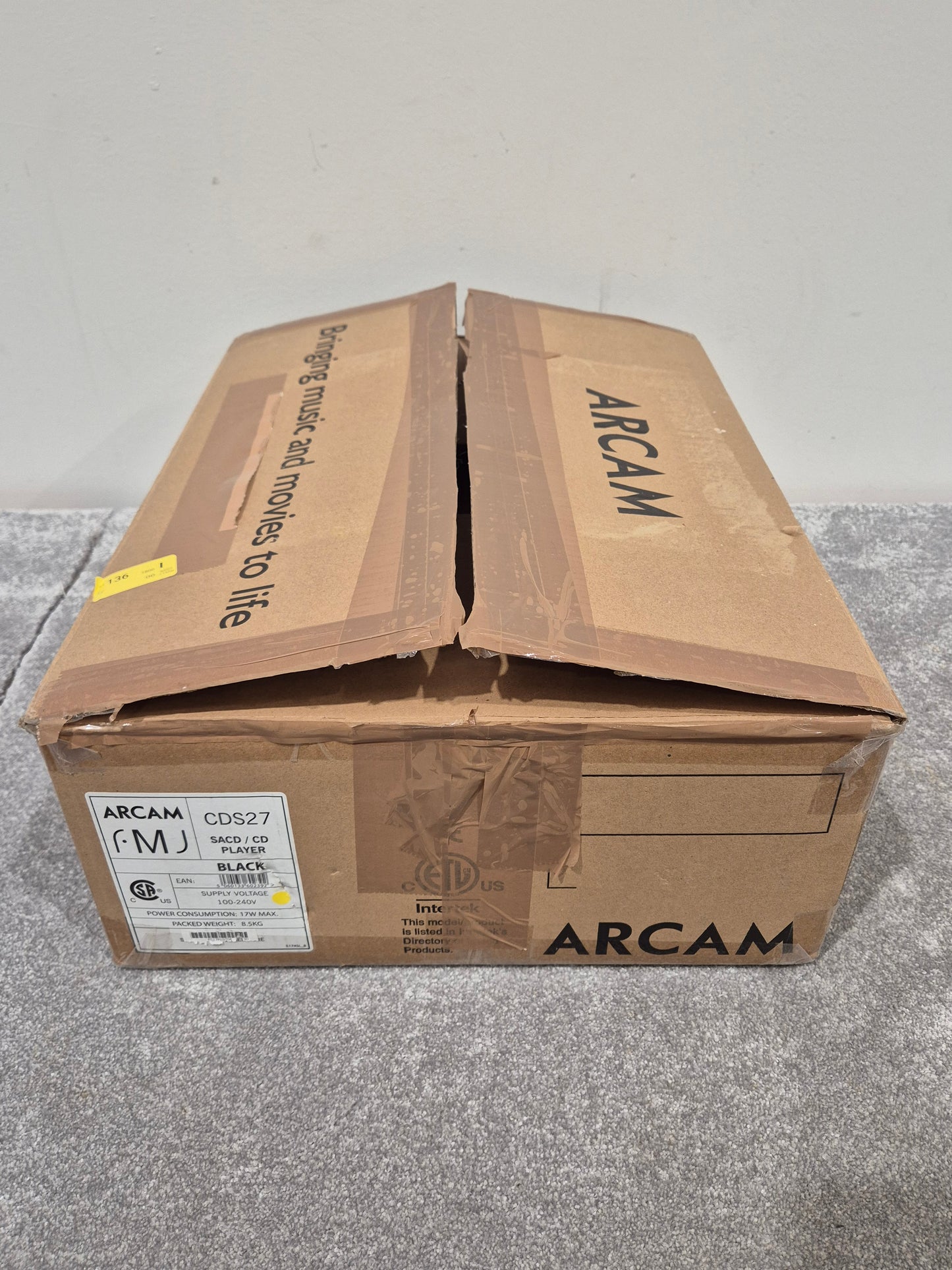 Arcam FMJ CDS27 - High Quality CD/SACD Player w/ Original Box