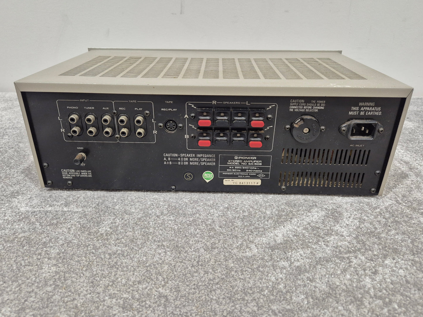 Pioneer SA-506 - 25-watts Per Channel - Stereo Integrated Amplifier
