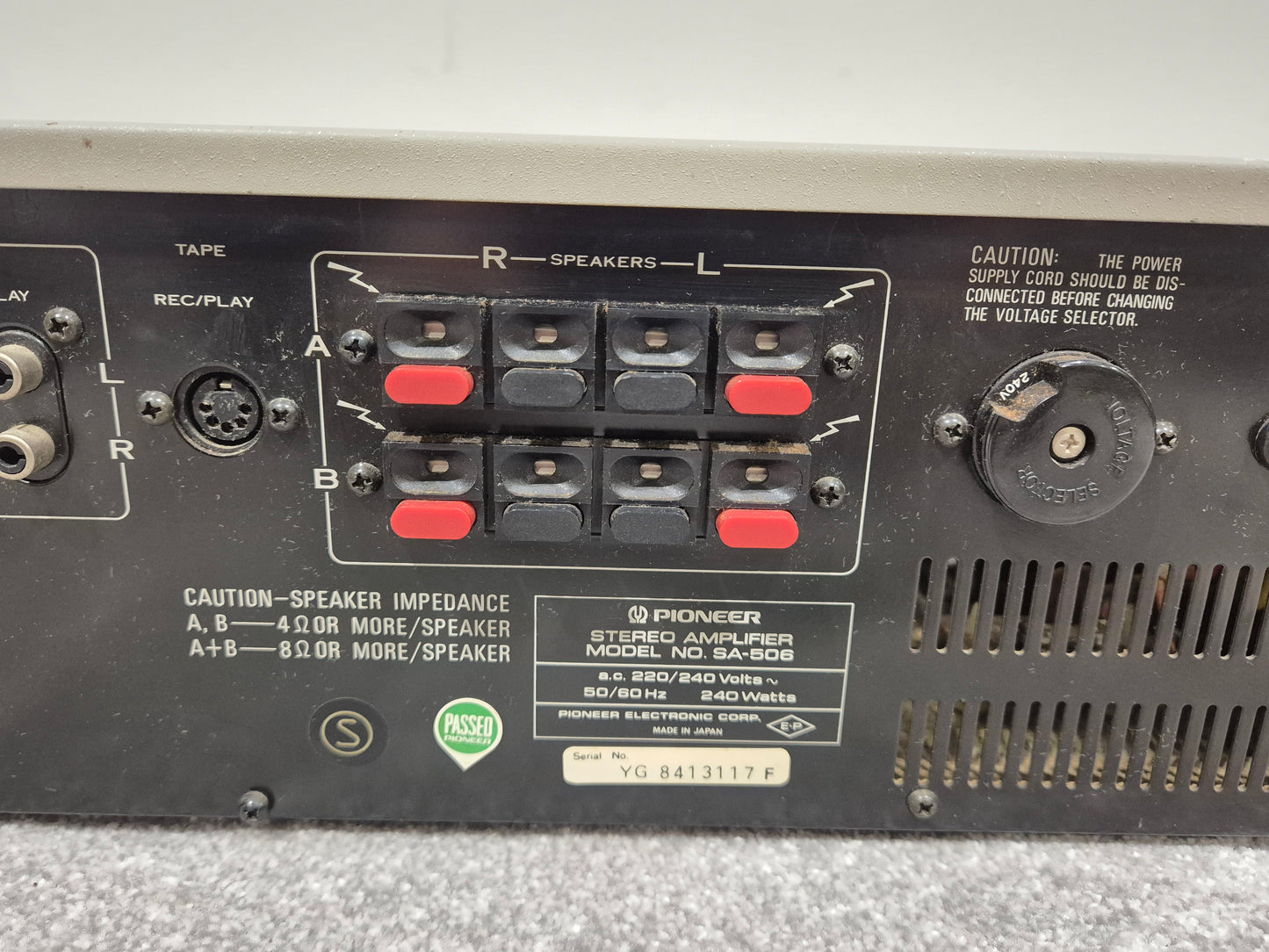 Pioneer SA-506 - 25-watts Per Channel - Stereo Integrated Amplifier