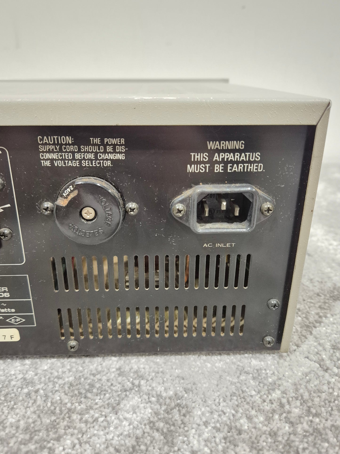 Pioneer SA-506 - 25-watts Per Channel - Stereo Integrated Amplifier