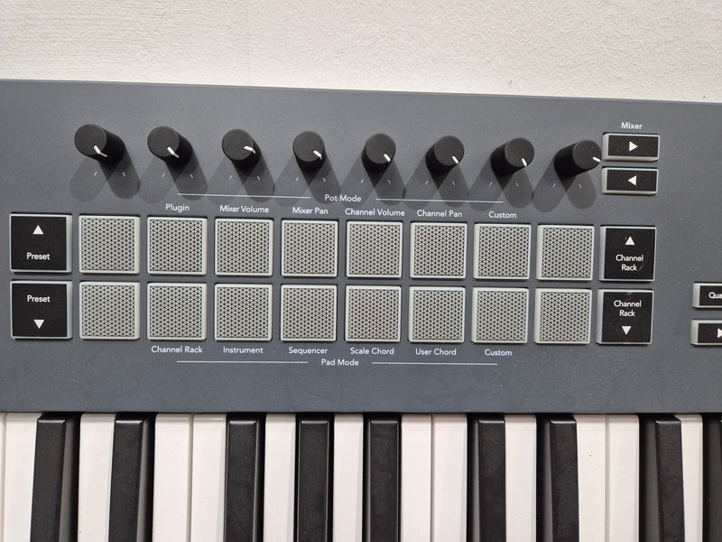 Novation FLkey 37 - MIDI Keyboard Controller - image 3