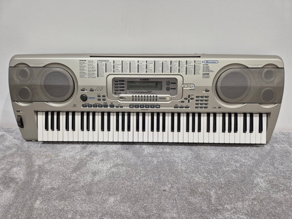 Casio WK 3200 - Versatile Digital 61 Key Keyboard