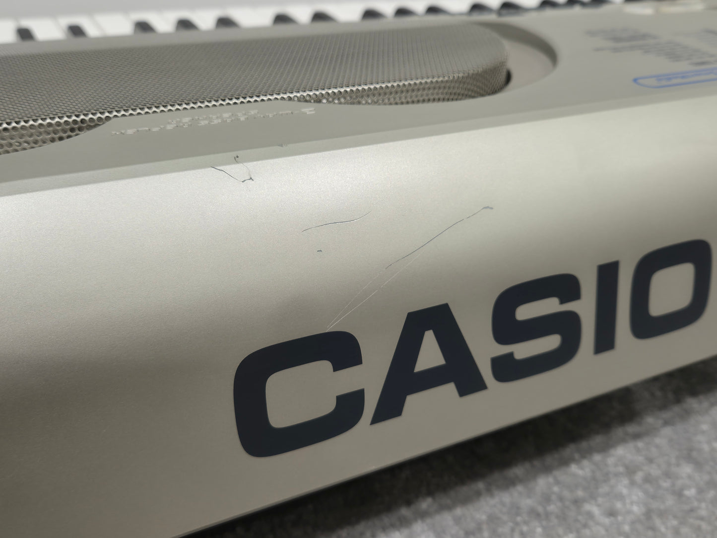 Casio WK 3200 - Versatile Digital 61 Key Keyboard