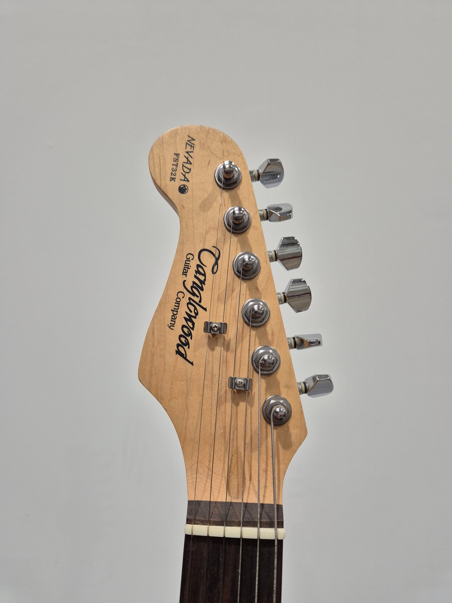 Tanglewood Nevada FST32K - Strat-Style Electric Guitar