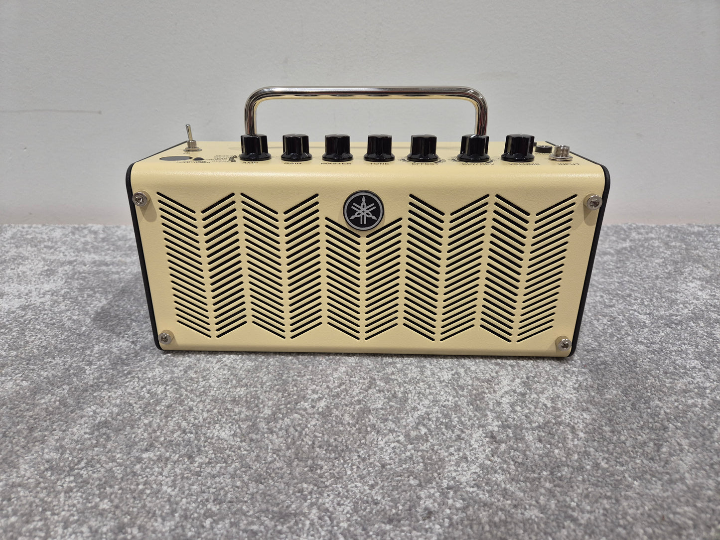 Yamaha THR5 - Modelling Guitar Combo Amplifier