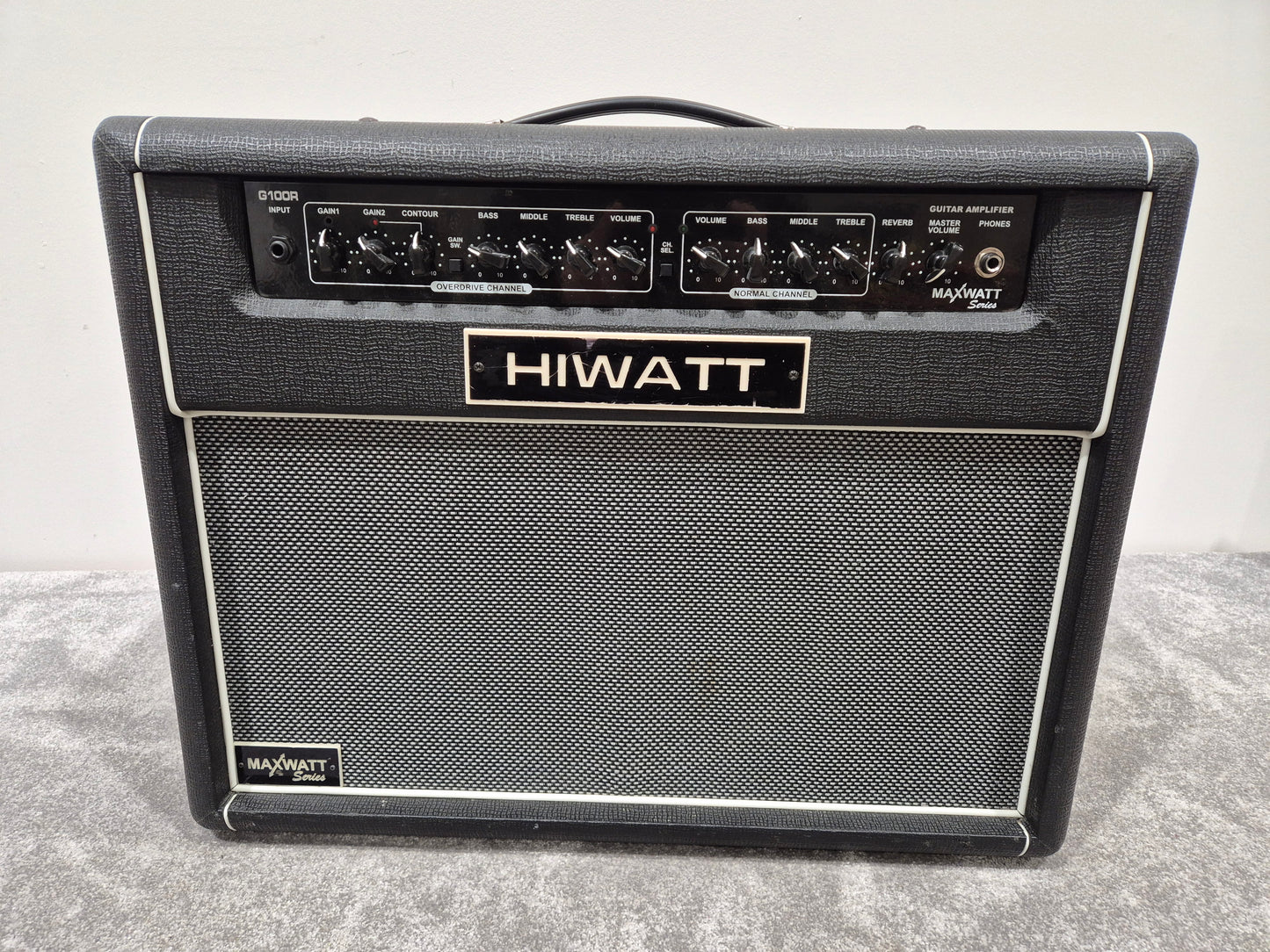 HIWATT Maxwatt G100R - Solid-State Combo Amplifier