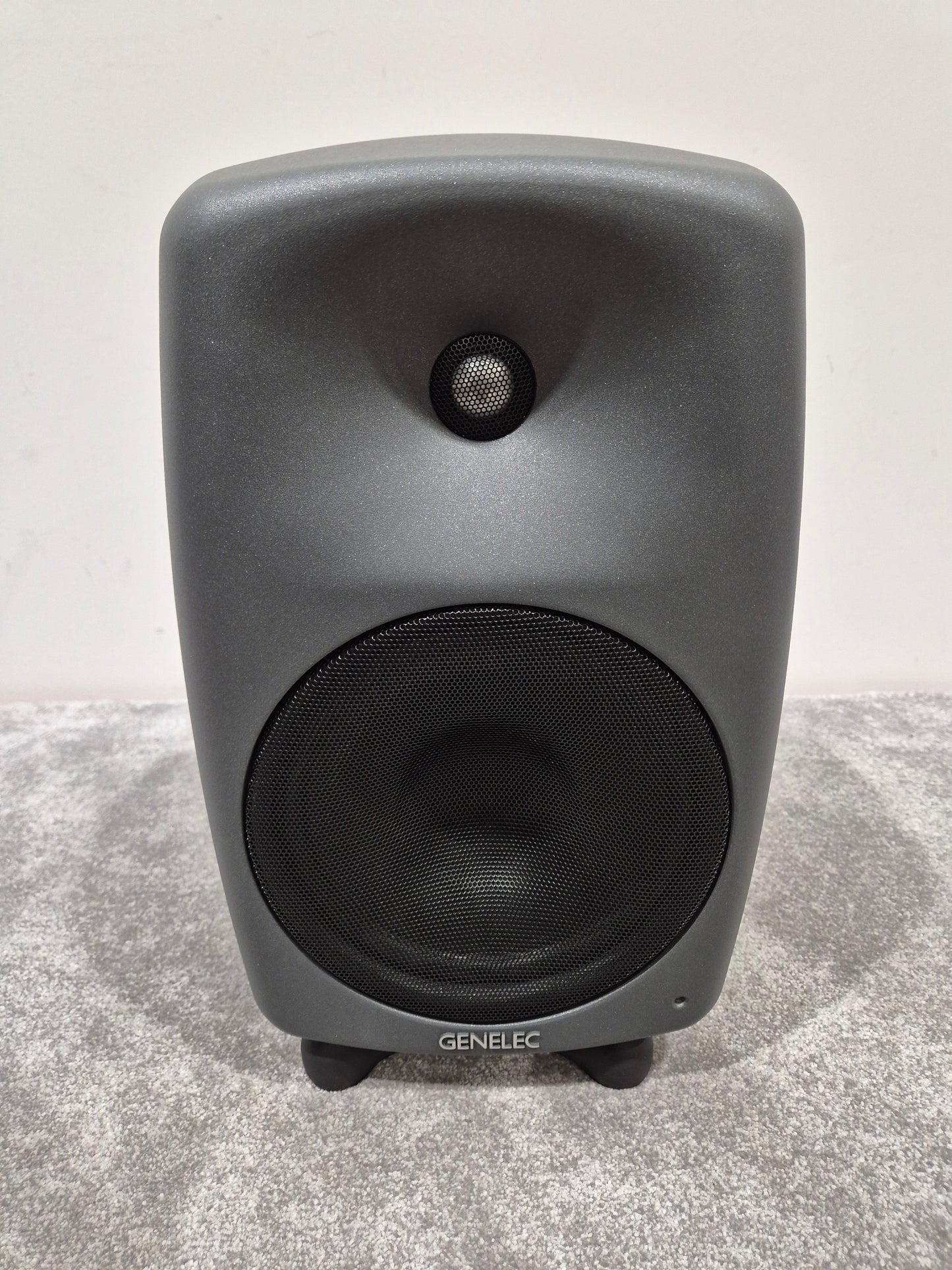 Genelec 8050B - Powerful Wideband Bi-Amplified Monitoring Speaker