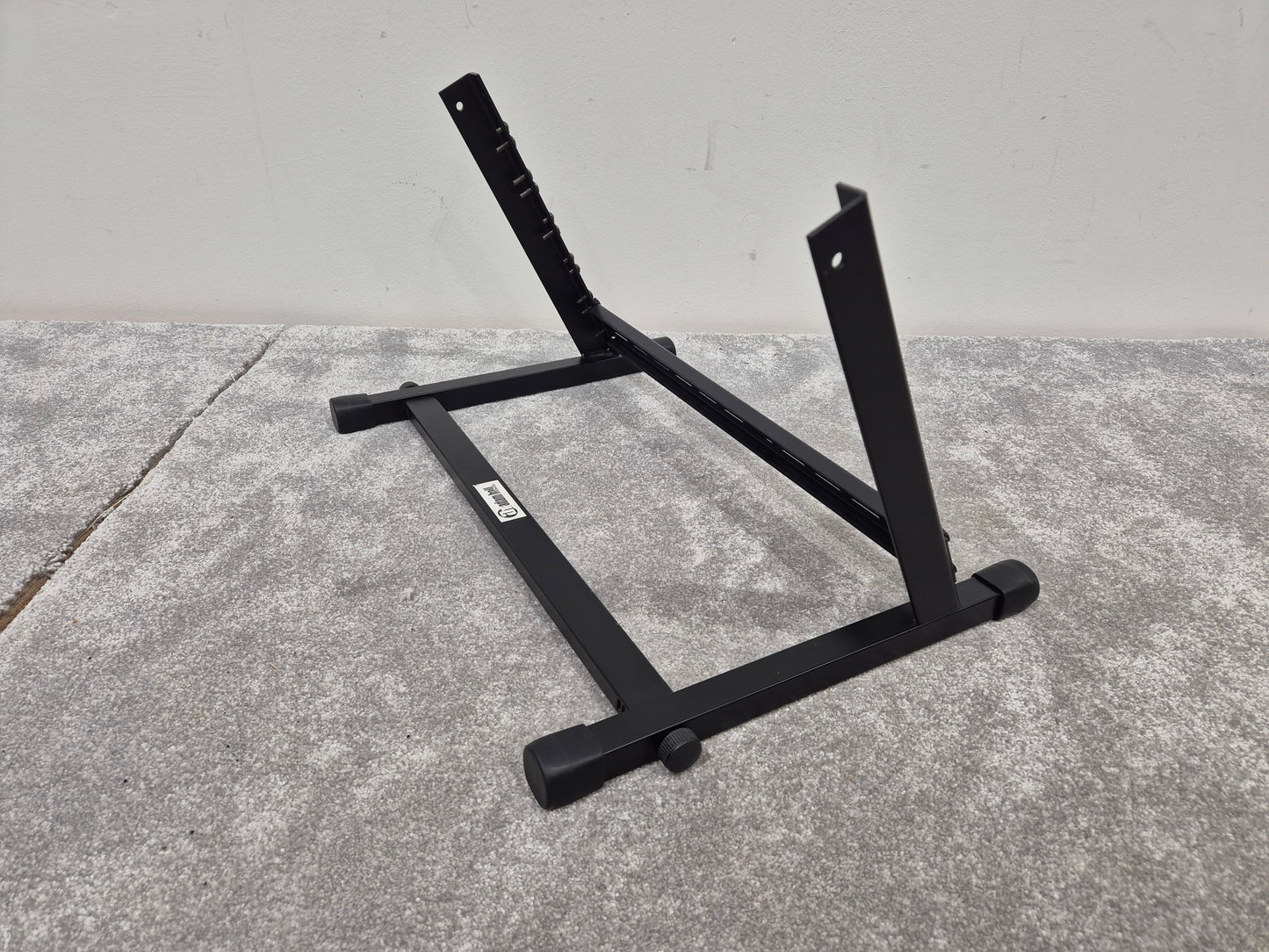 Adam Hall Rack Stand 6U - Desktop Rack Stand