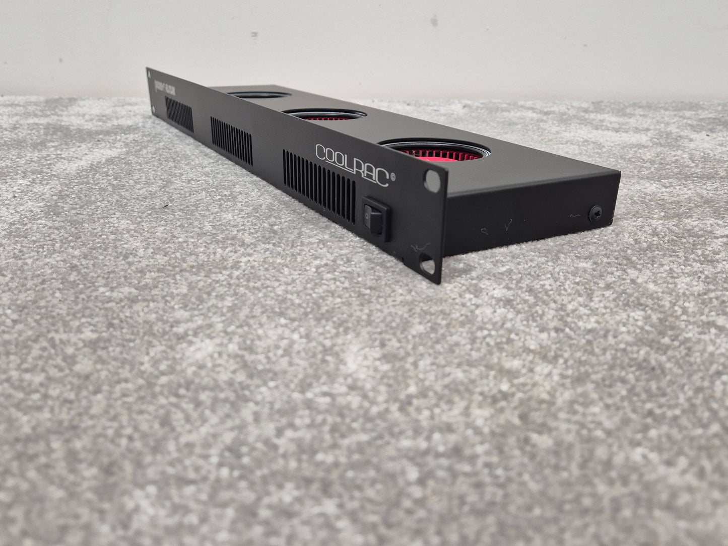 Penn Elcom Coolrac 1U Rack Ventilation System - 1U Size, High Airflow - Excellent