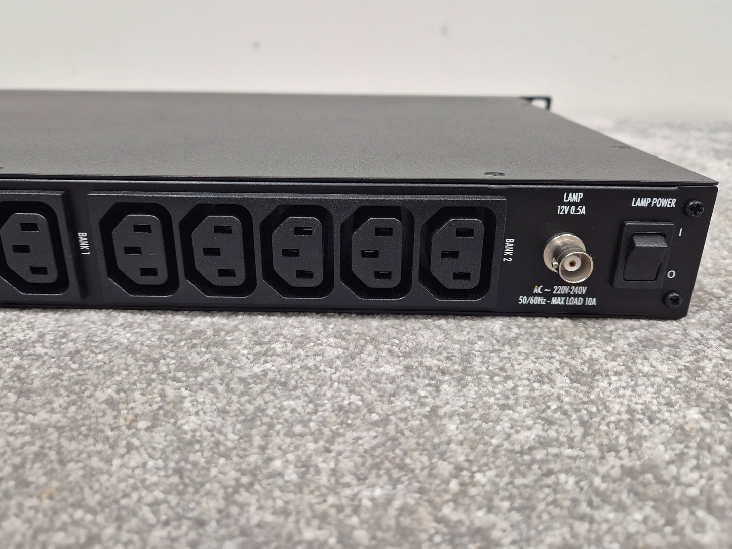 Furman PL-8C E - Rack Mounted Power Conditioner