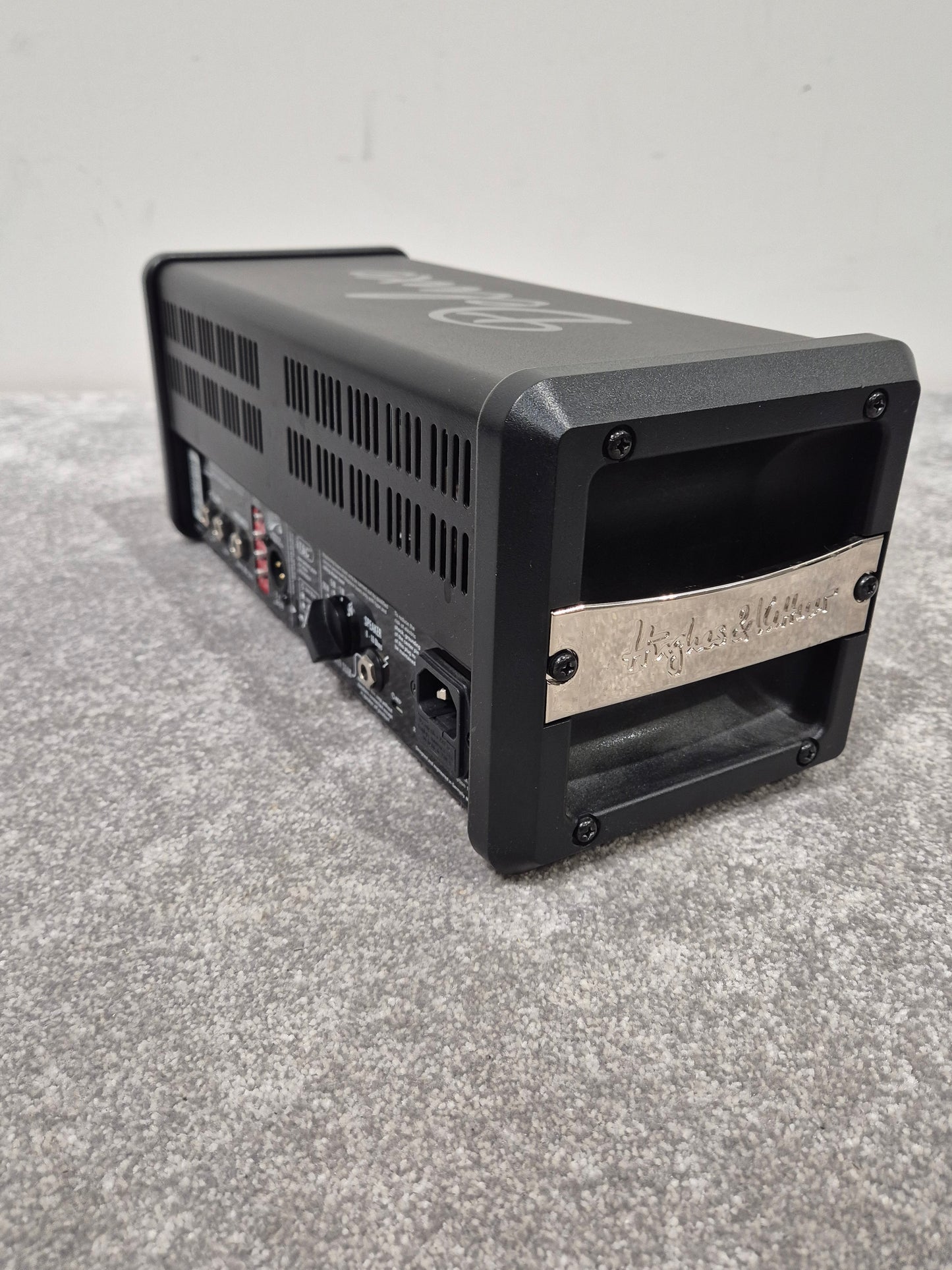 Hughes & Kettner Tubemeister 20 Guitar Amp w/ FS-2 Footswitch and TM112 Speaker Cab