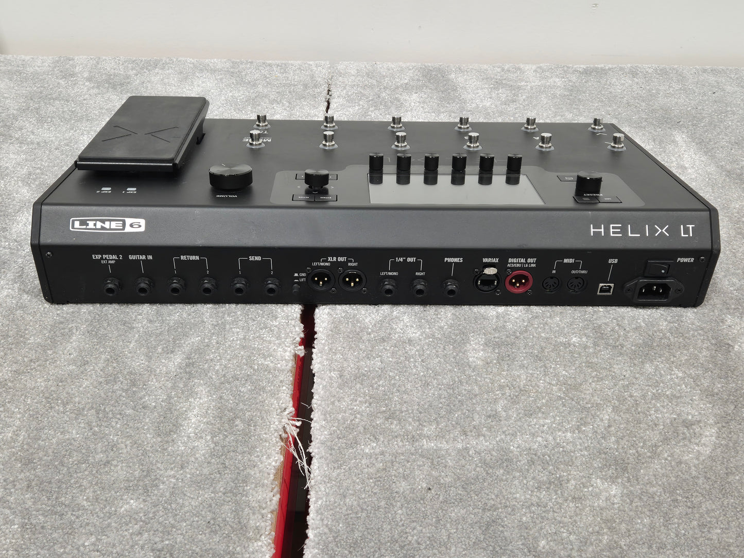 Line 6 Helix LT - Guitar Amp Modeller and Multi-Effects Processor