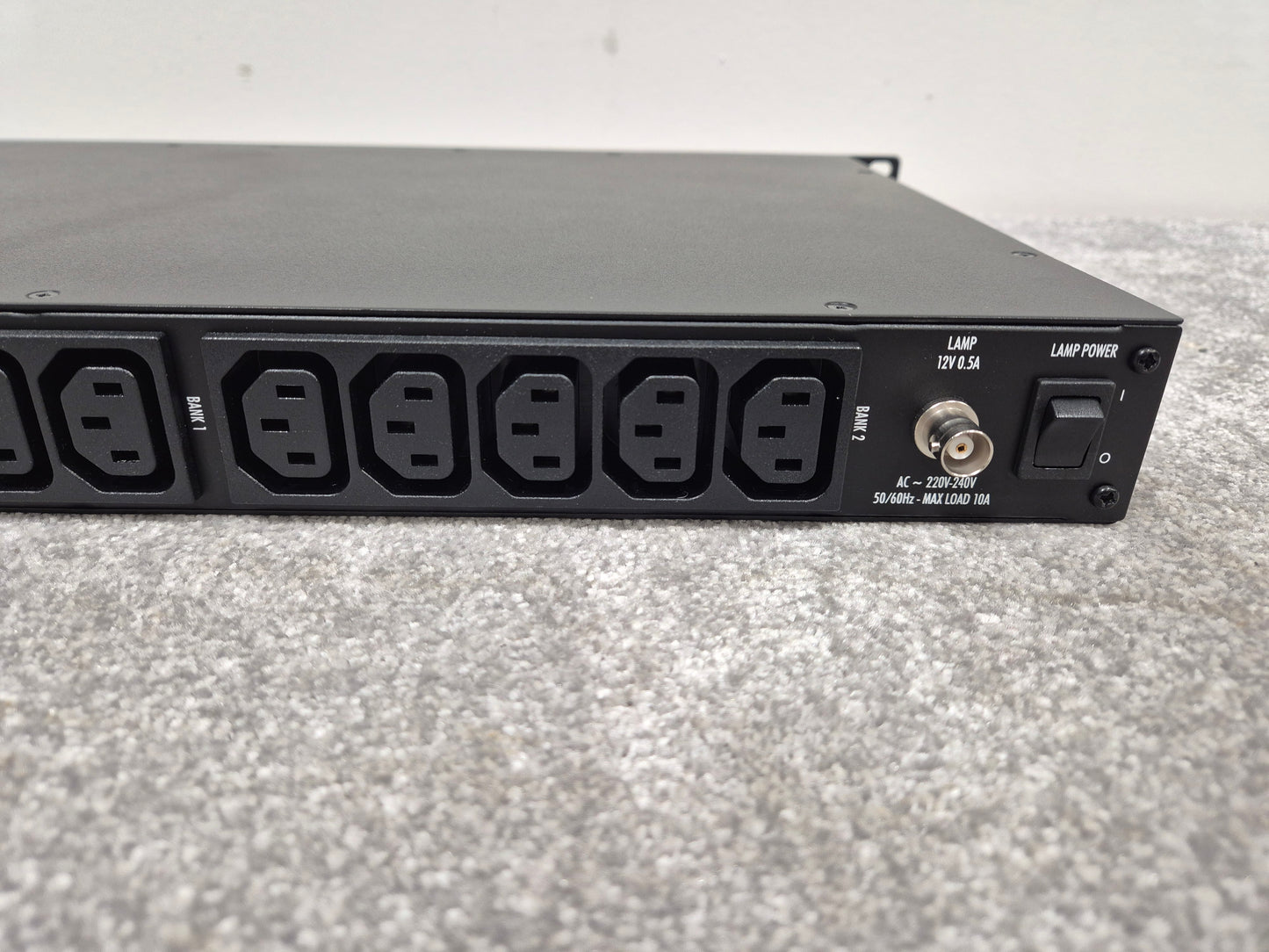 Furman PL-8C E - Power Conditioner (Mint Condition)