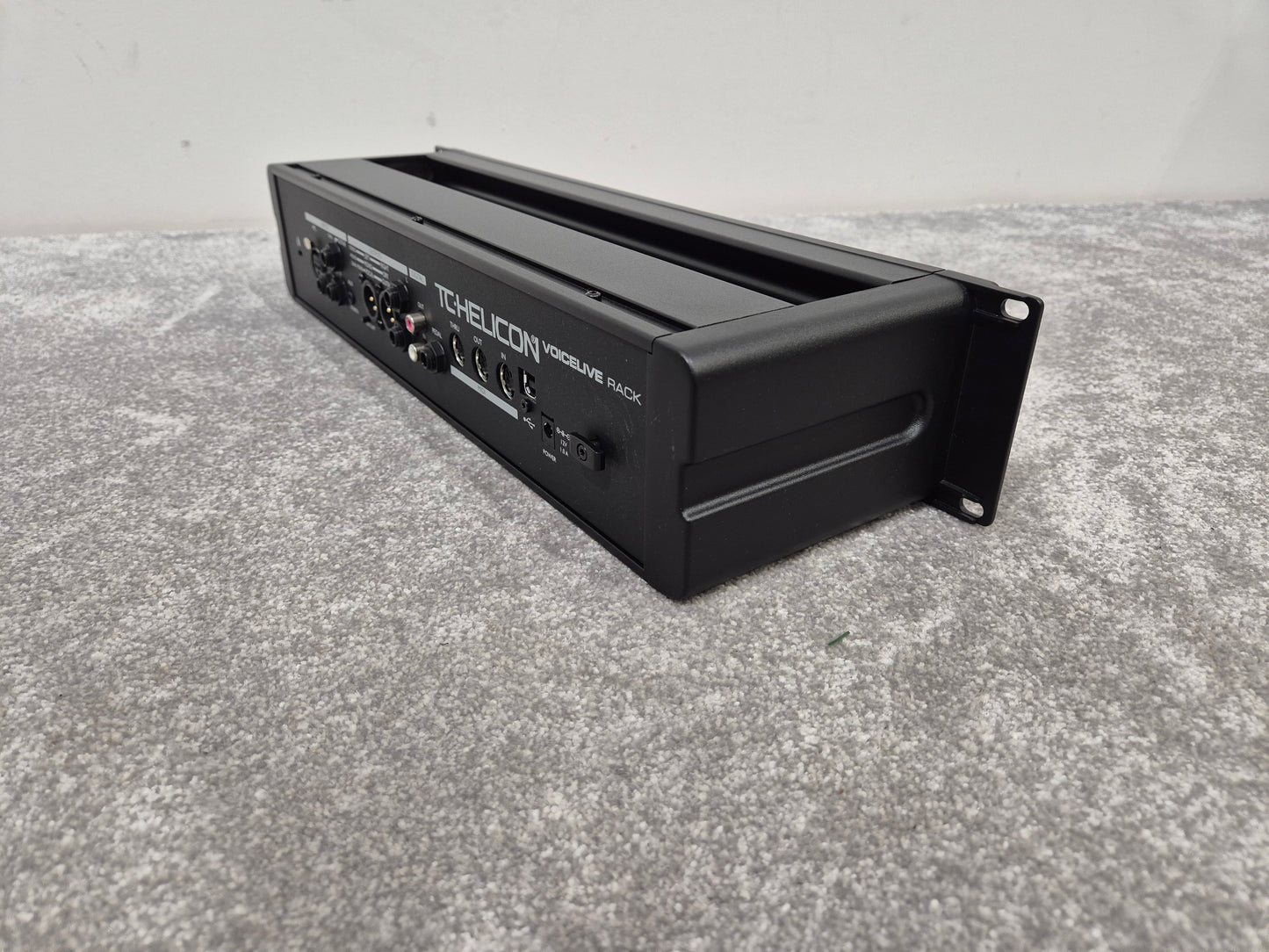 TC Helicon VoiceLive Rack - Vocal Processor - Black