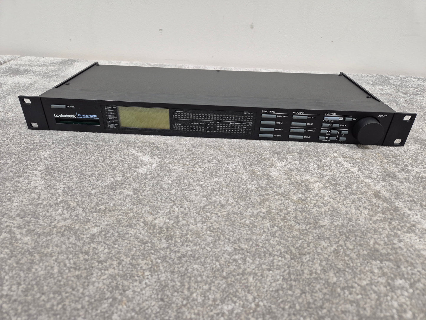 TC Electronic Finalizer 96K - Digital Mastering Processor