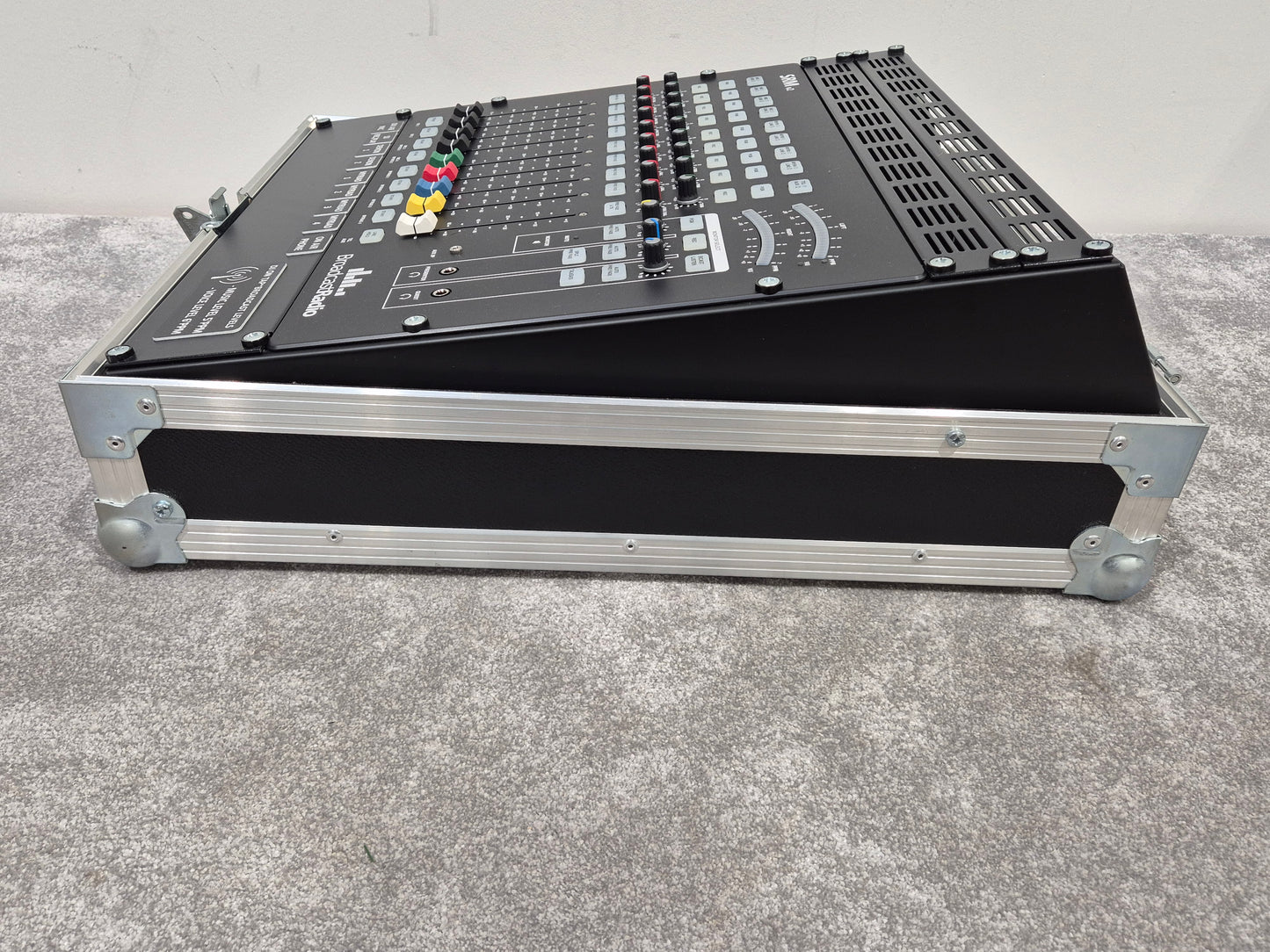 Broadcast Radio SRMv2 - Broadcast Radio Mixing Console w/ Flight Case