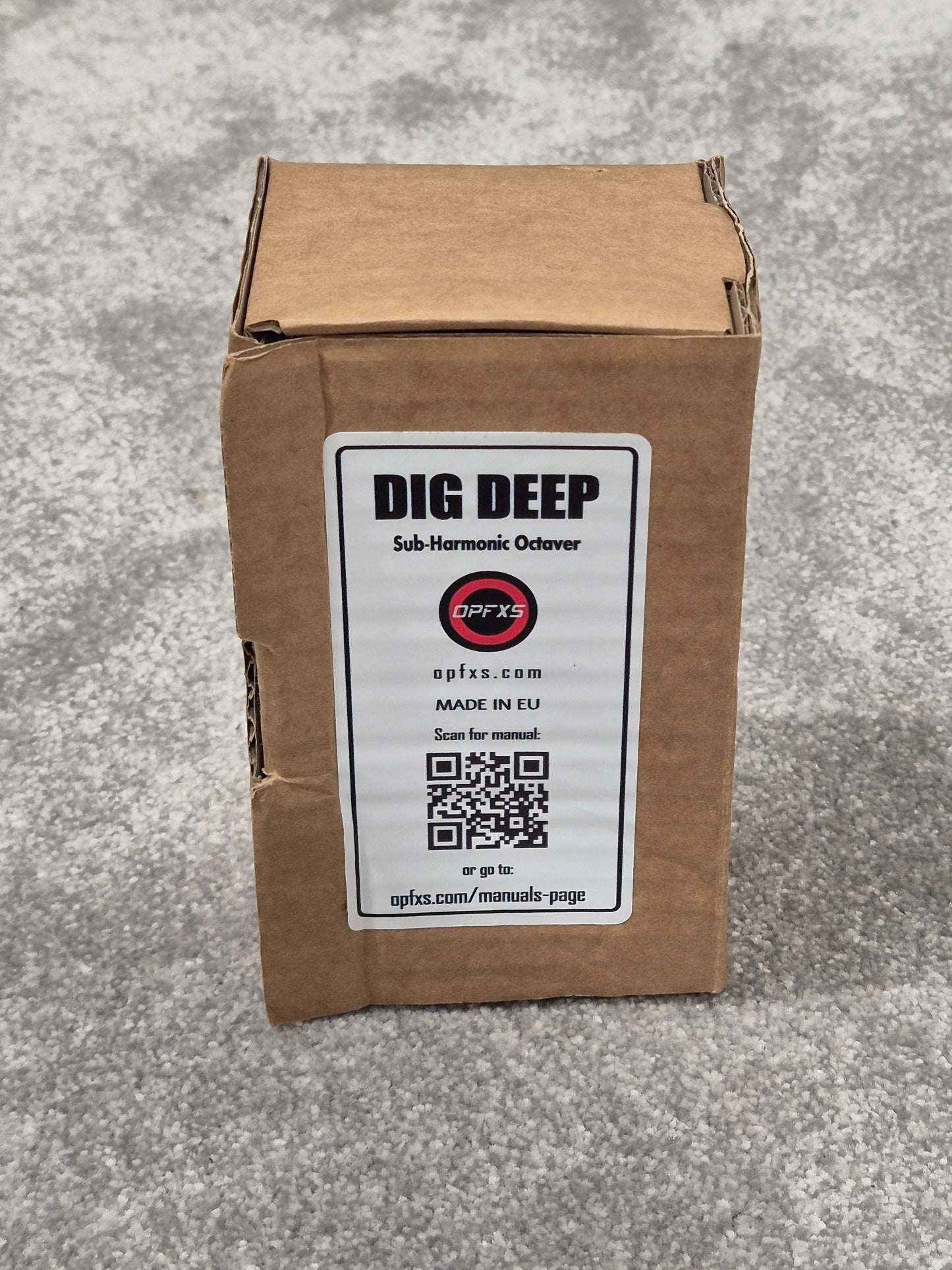 DIG DEEP Sub-Harmonic Octaver - Octave Down Pedal w/ Original Box