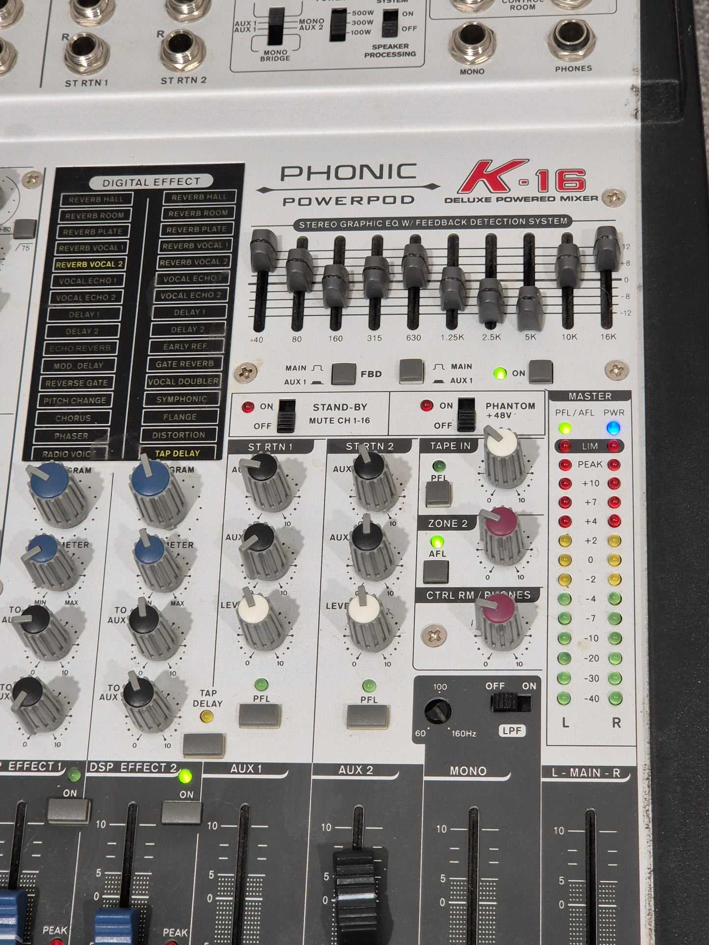Phonic Powerpod K16 - Powered Mixer w/ Plastic Case
