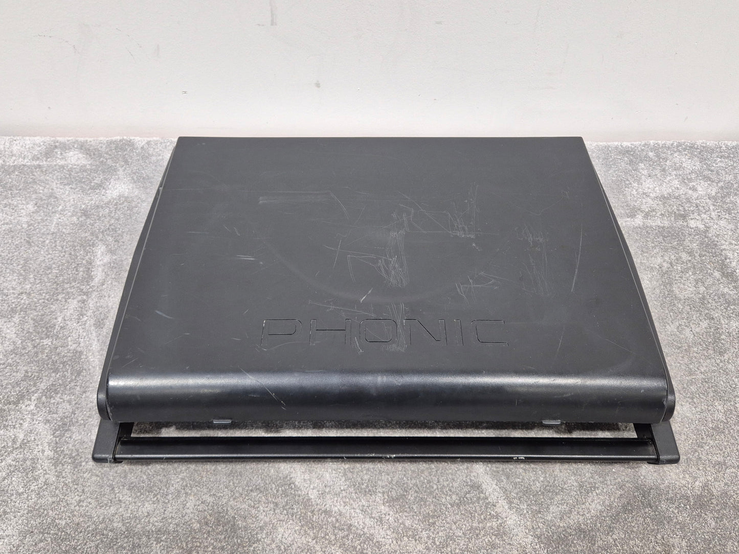 Phonic Powerpod K16 - Powered Mixer w/ Plastic Case